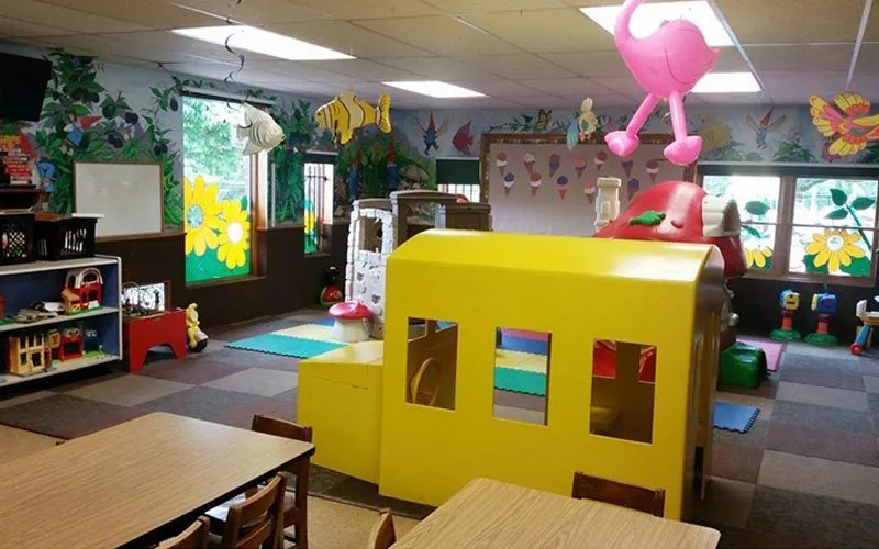 Small Wonders Daycare Nursery School